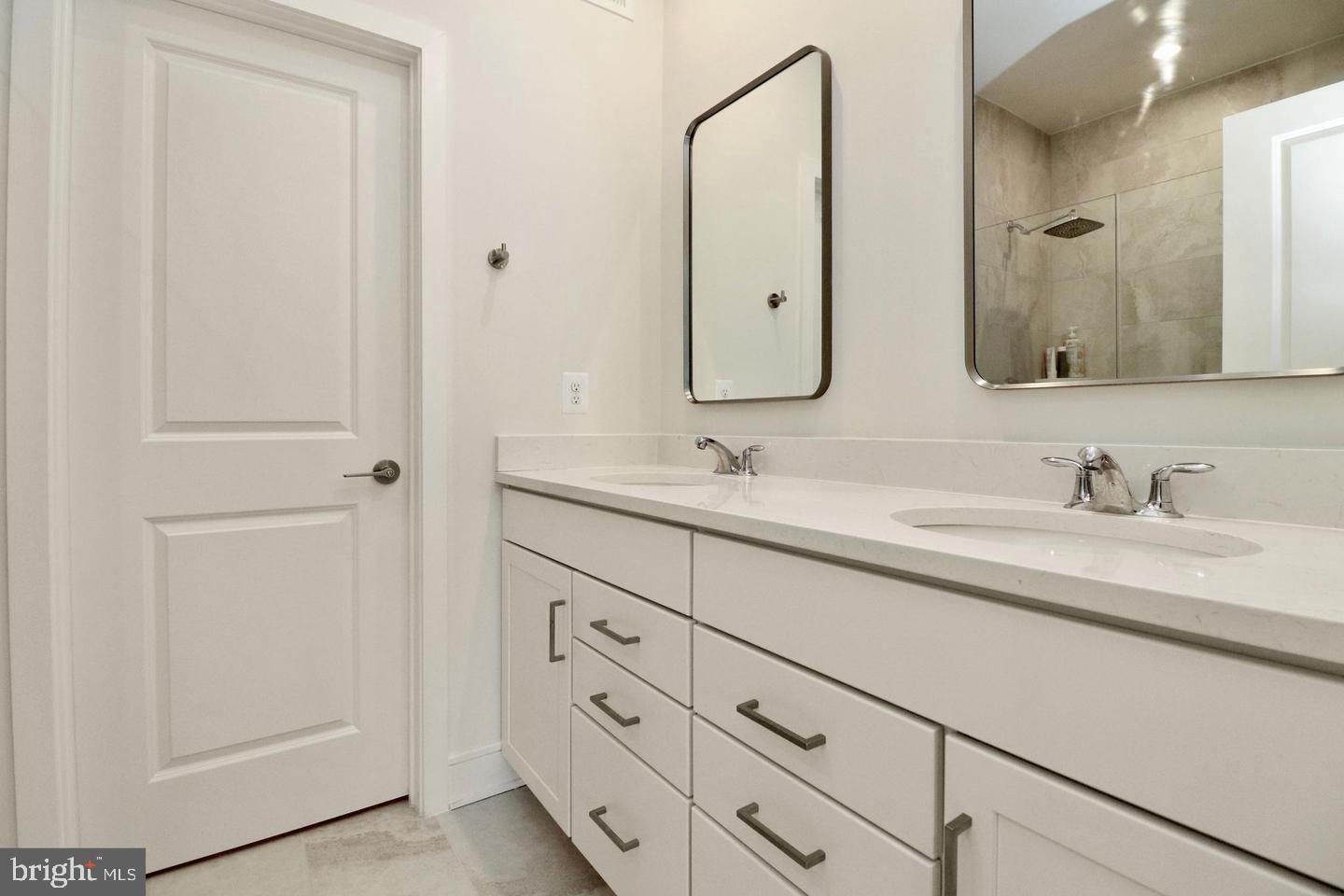 DEMOTT & SILVER - Residential