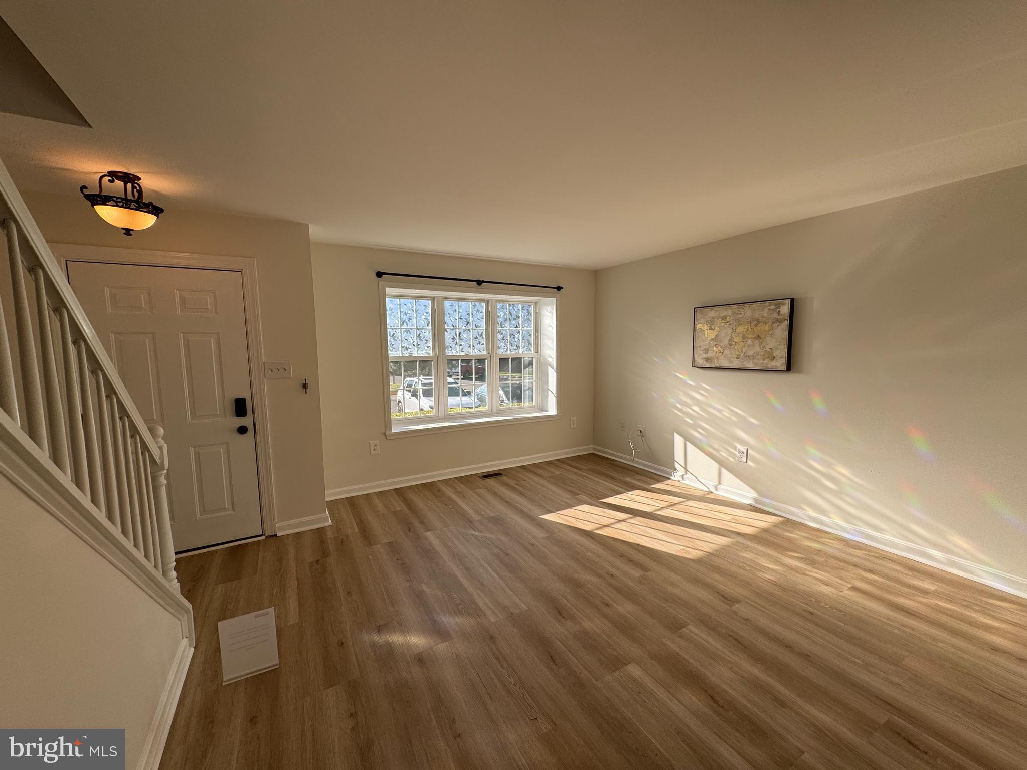 CROFTON COMMONS - Residential Lease