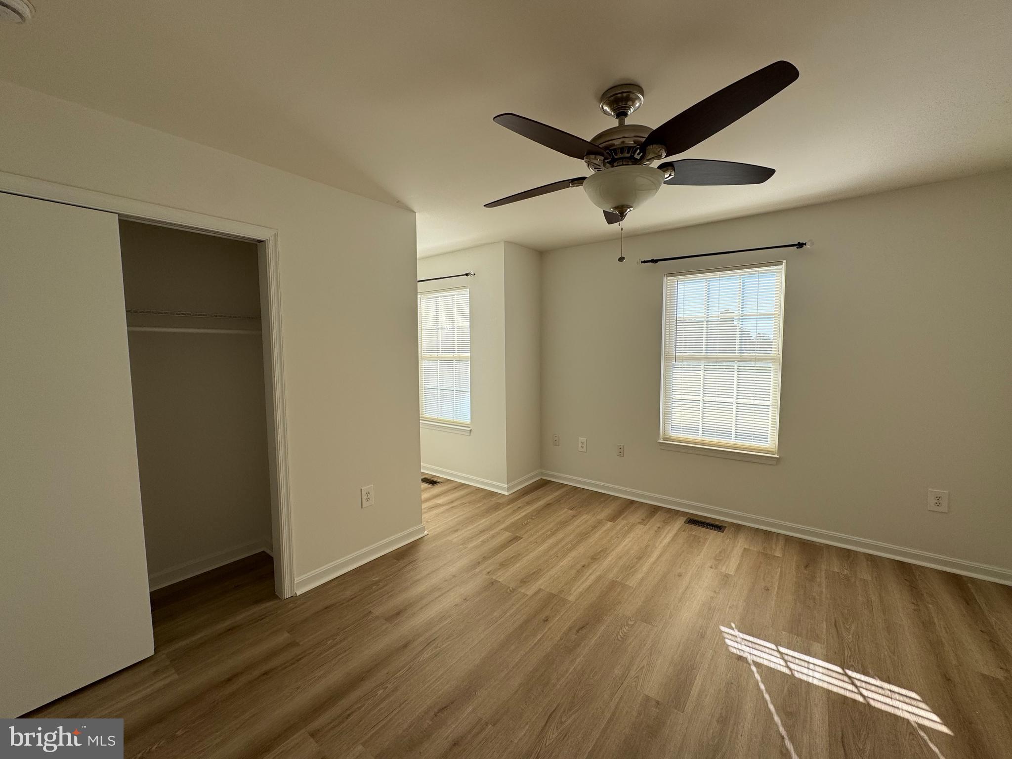 CROFTON COMMONS - Residential Lease