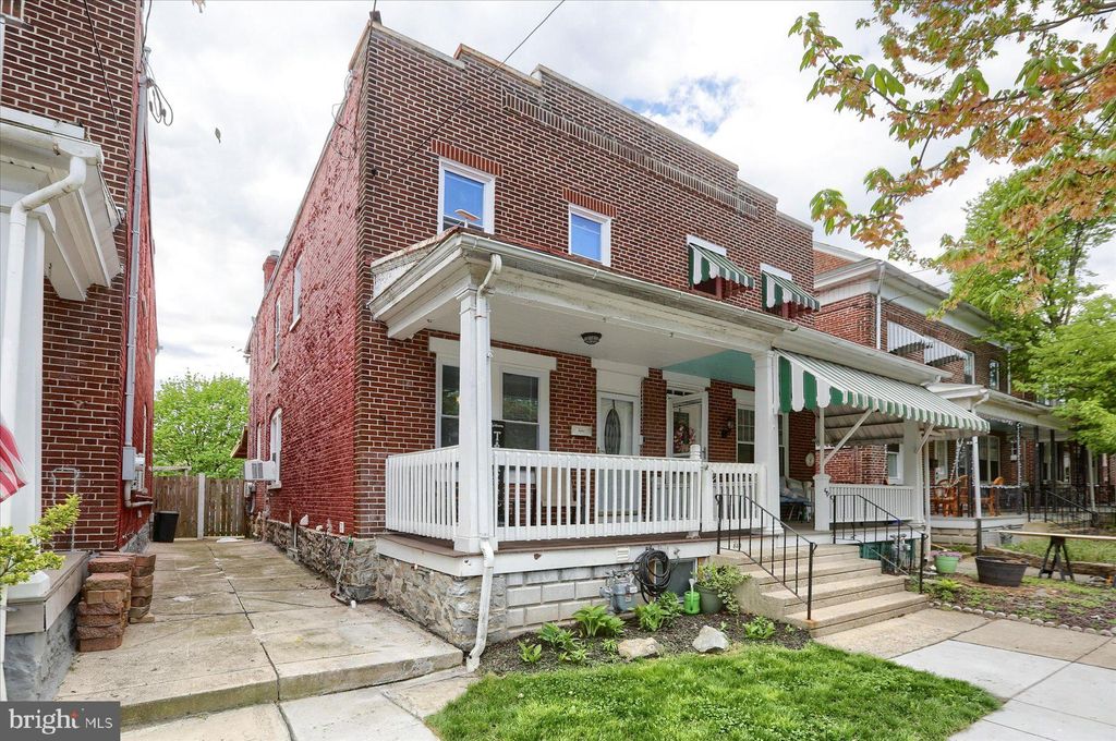 Photo of 644 Hamilton Street, Lancaster, PA 17602 (MLS # PALA2050160)