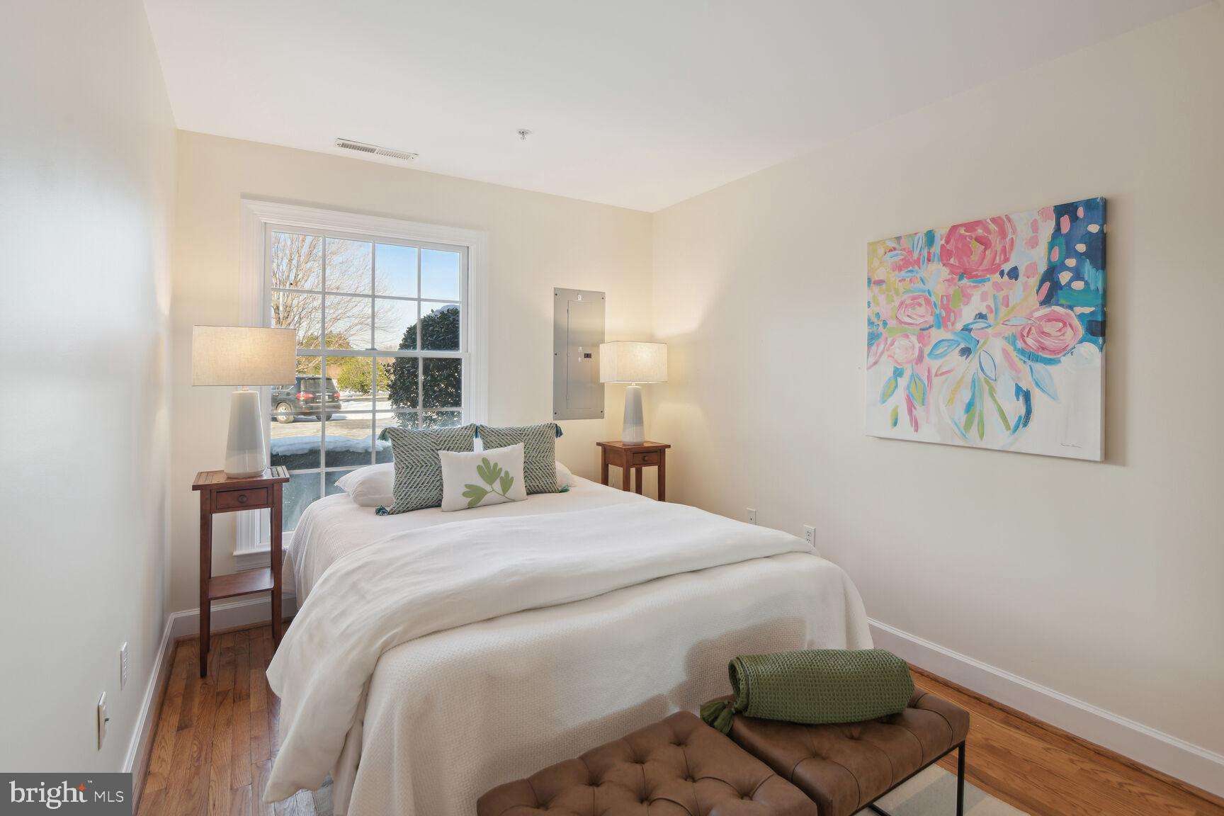 QUAIL HOLLOW - Residential