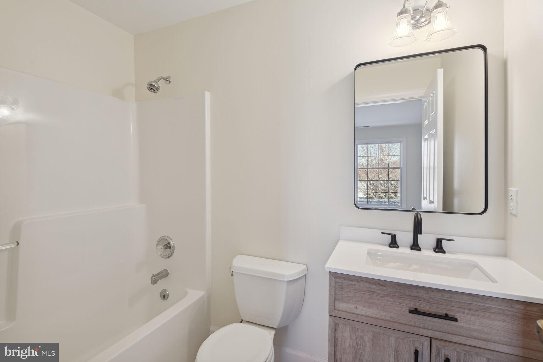 QUAIL HOLLOW - Residential