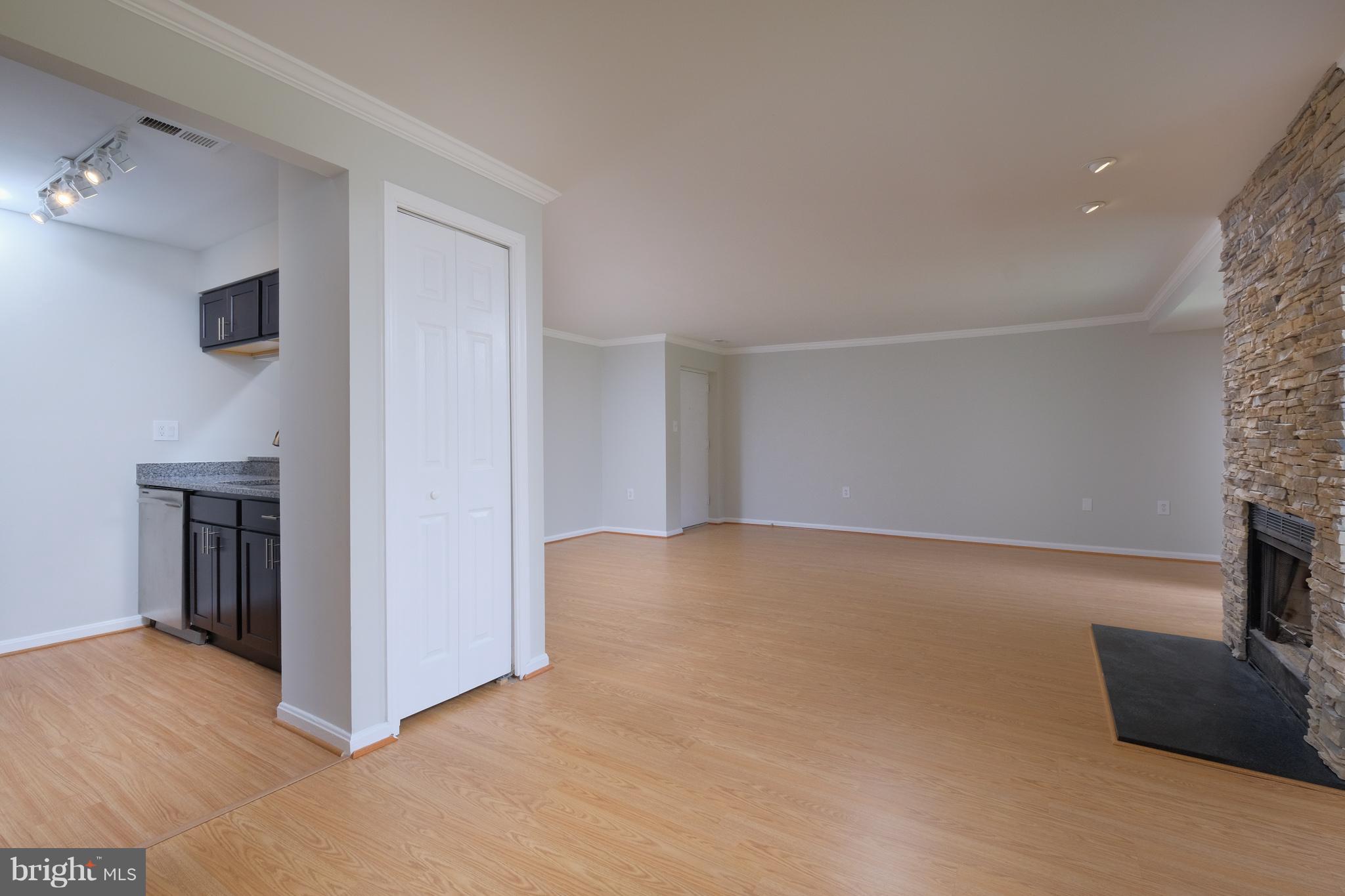 CASTLE HARBOUR CONDO - Residential Lease