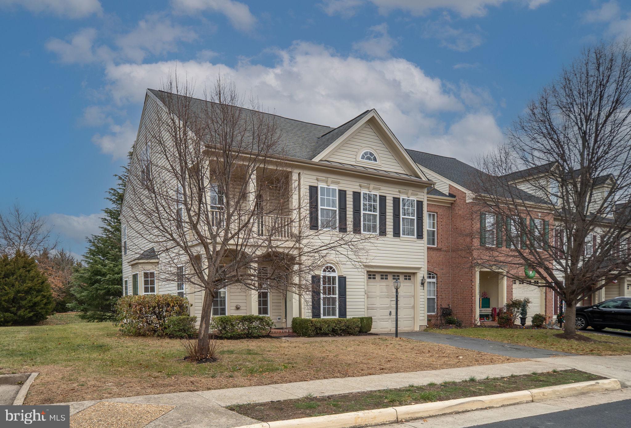 VICTORY LAKES - Residential