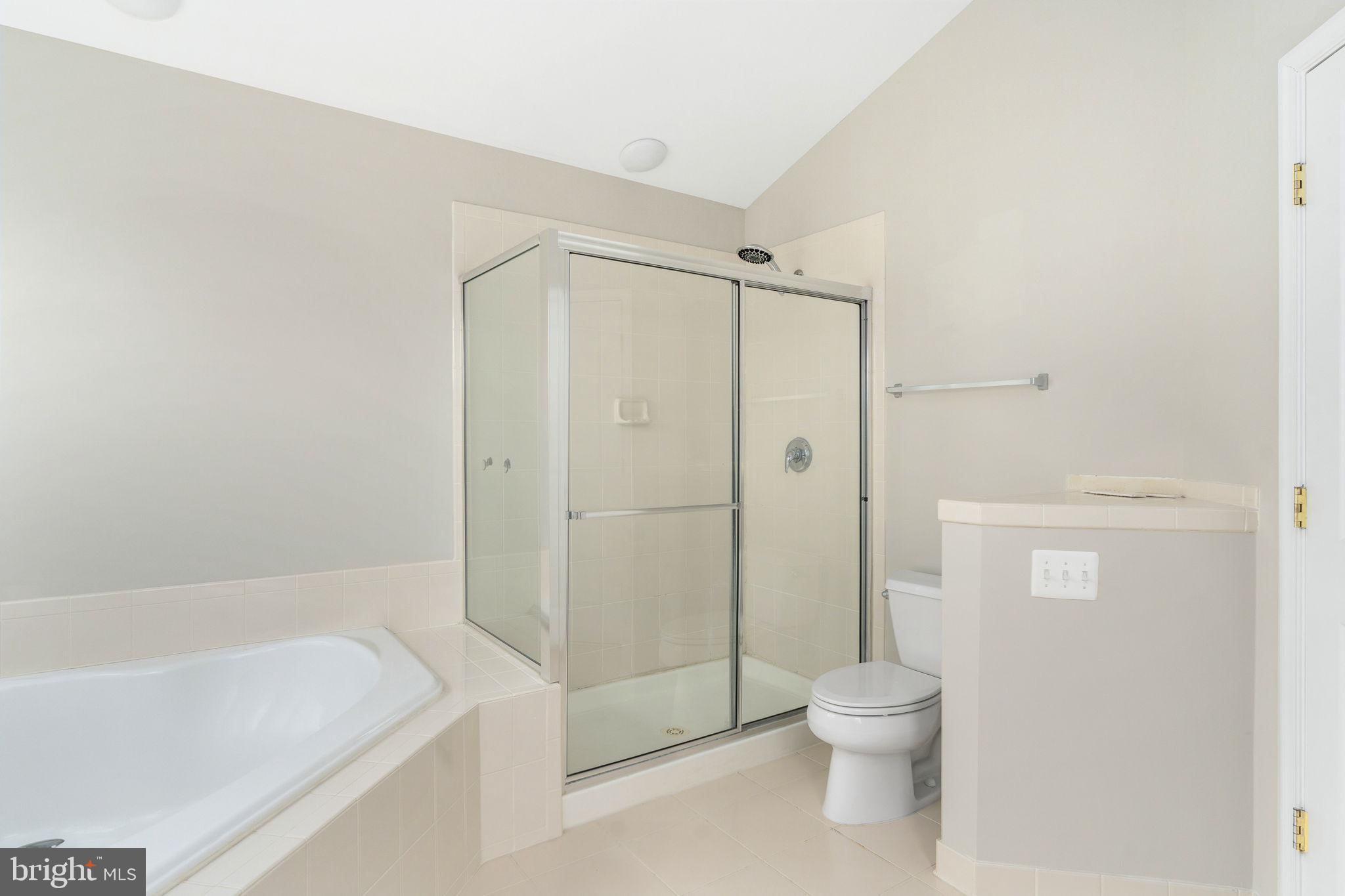 VICTORY LAKES - Residential