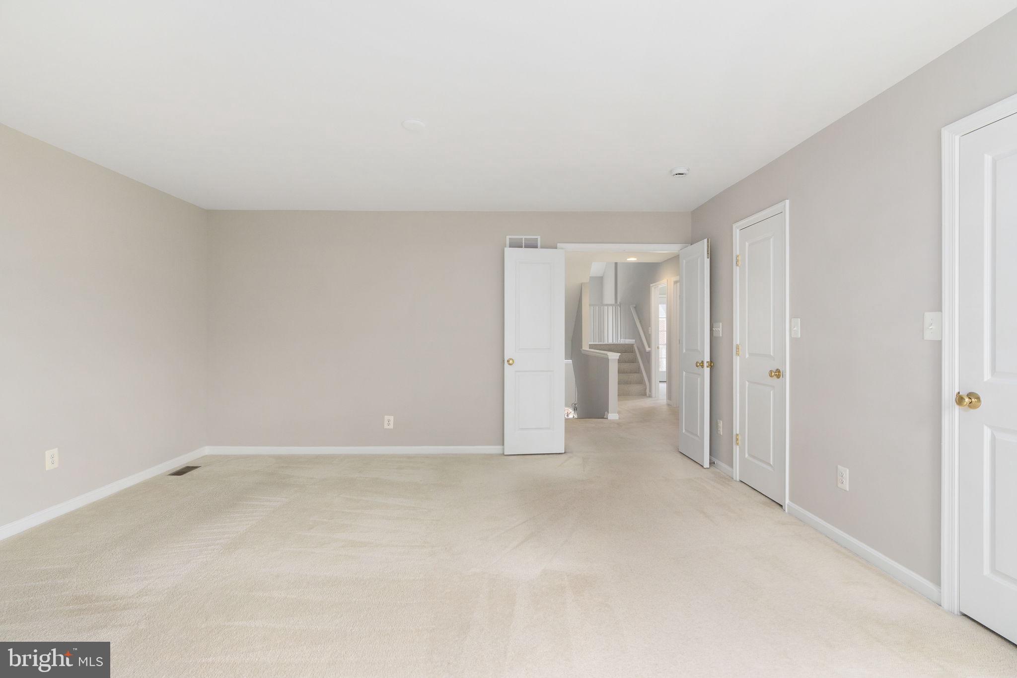 VICTORY LAKES - Residential