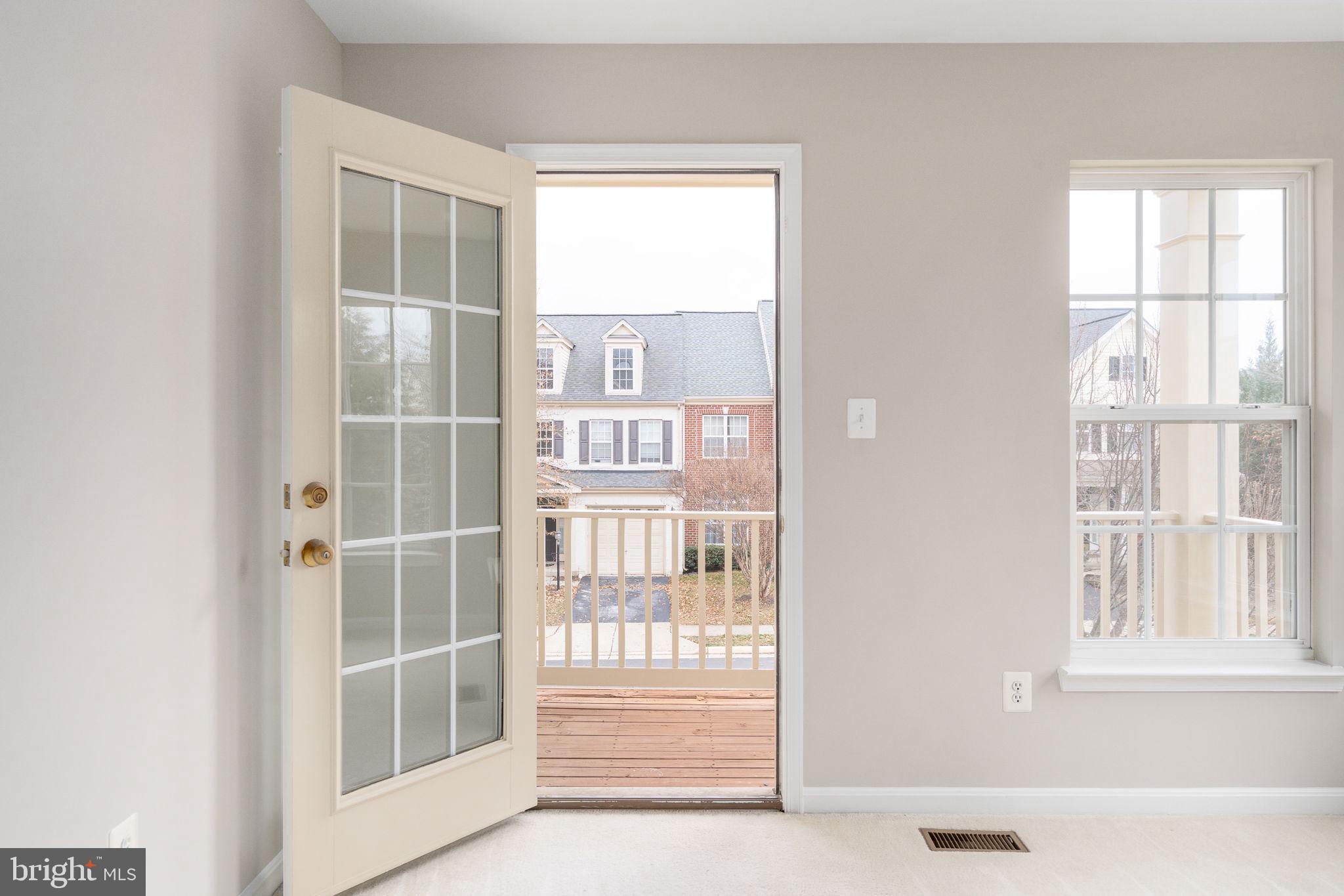 VICTORY LAKES - Residential