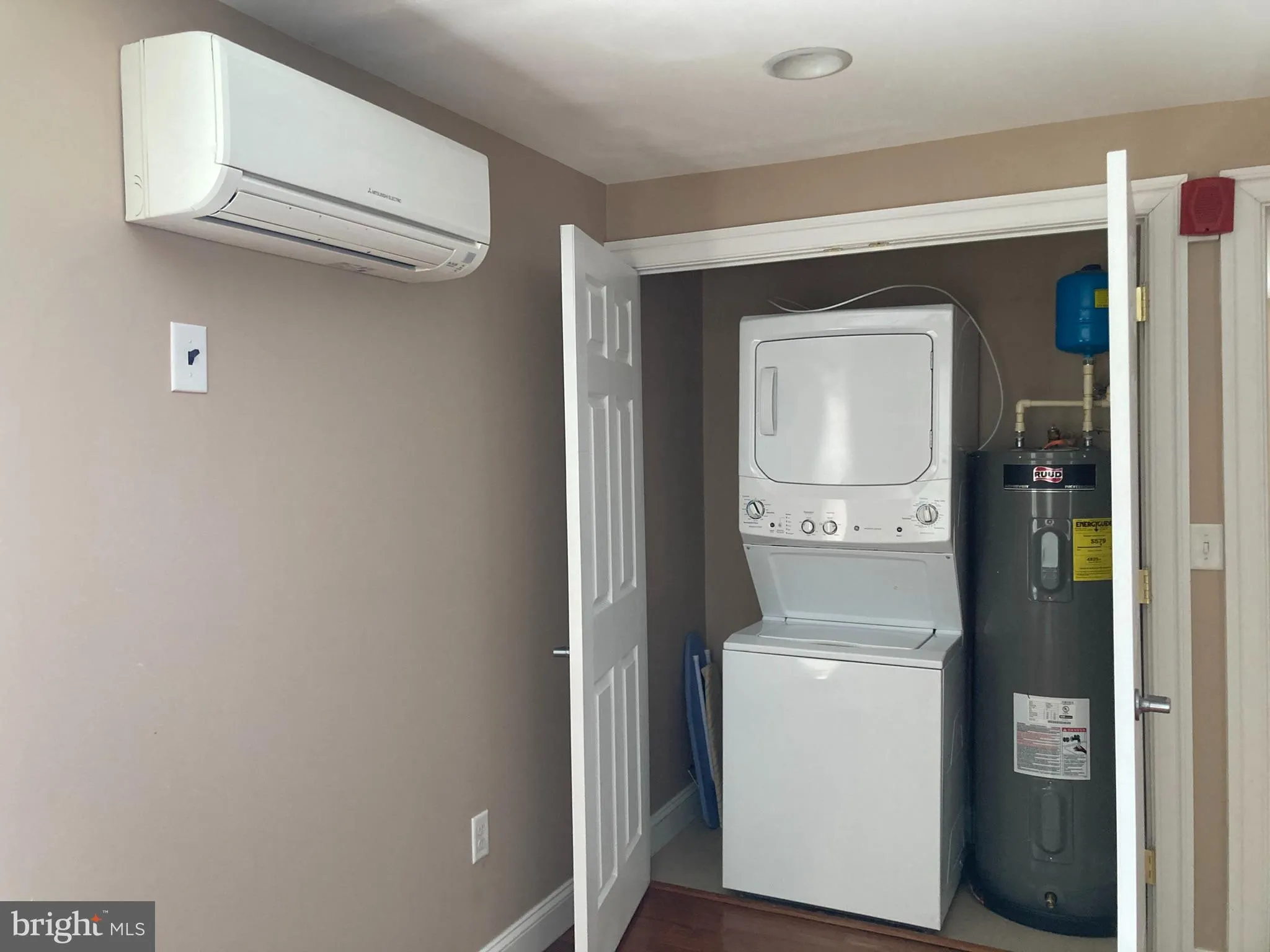 Hagerstown, Maryland 21740, United States, 2 Bedrooms Bedrooms, ,2 BathroomsBathrooms,Residential,Active,14513