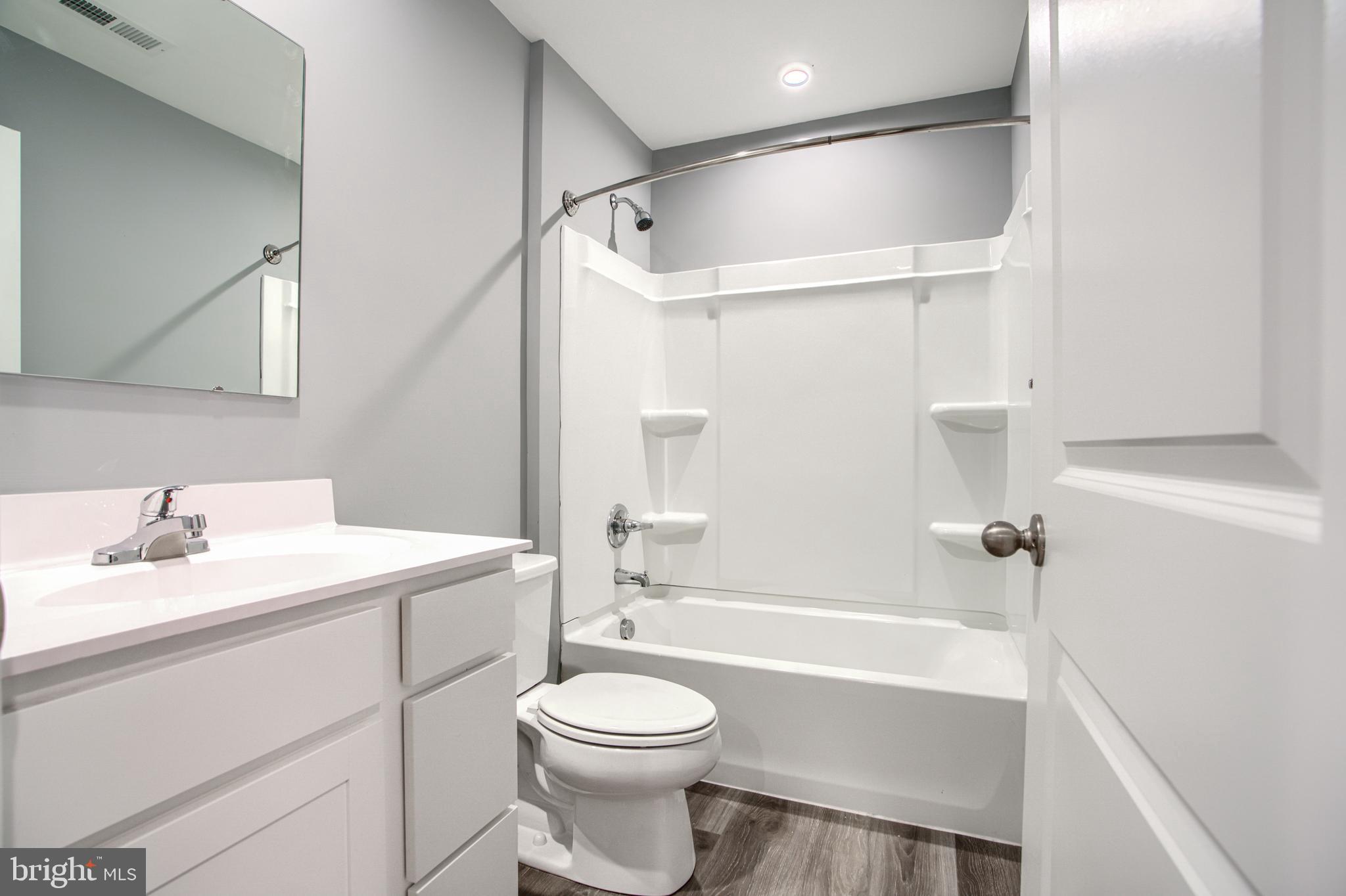 RIDGELY FOREST - Residential