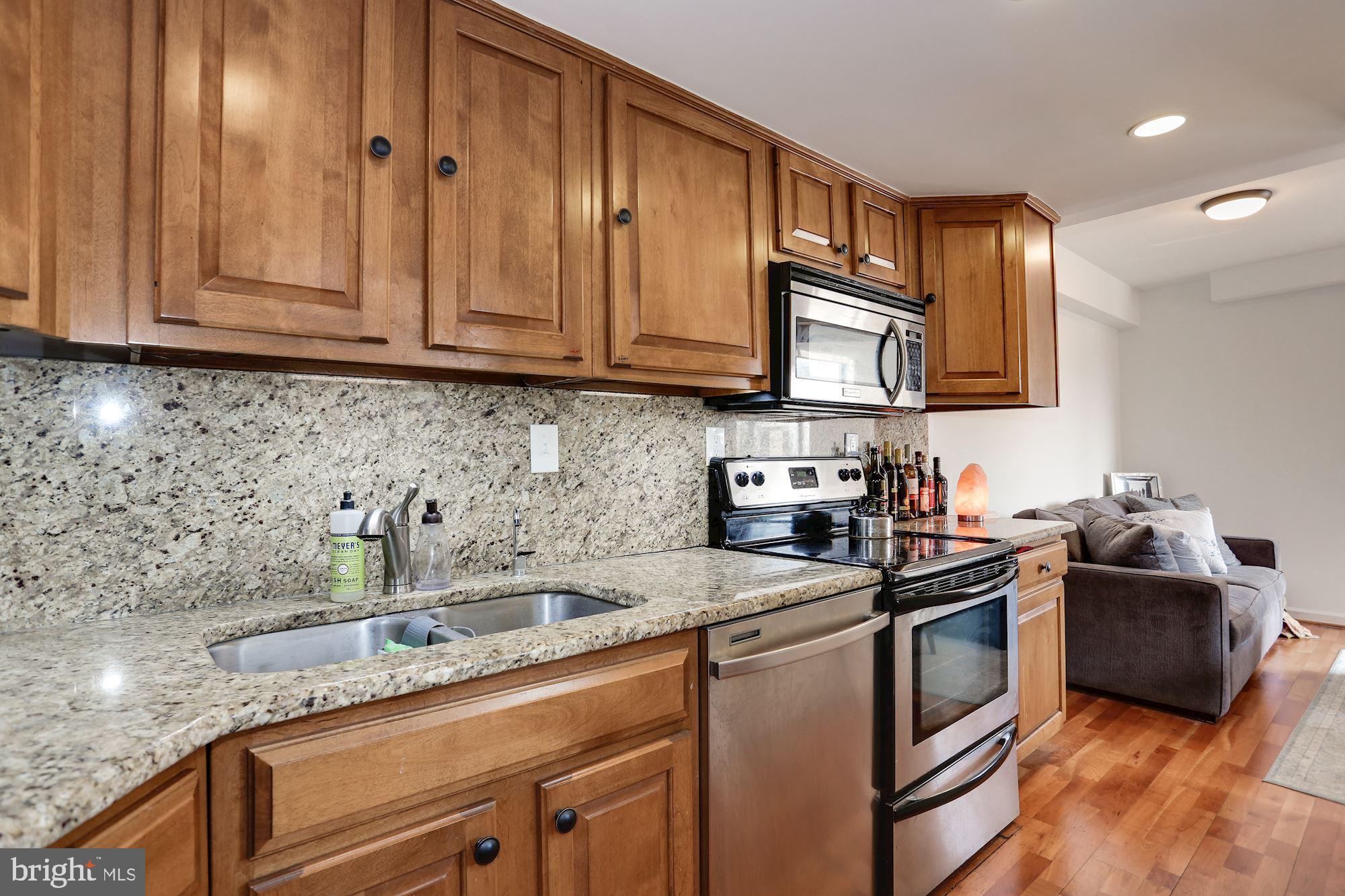 FOGGY BOTTOM - Residential Lease