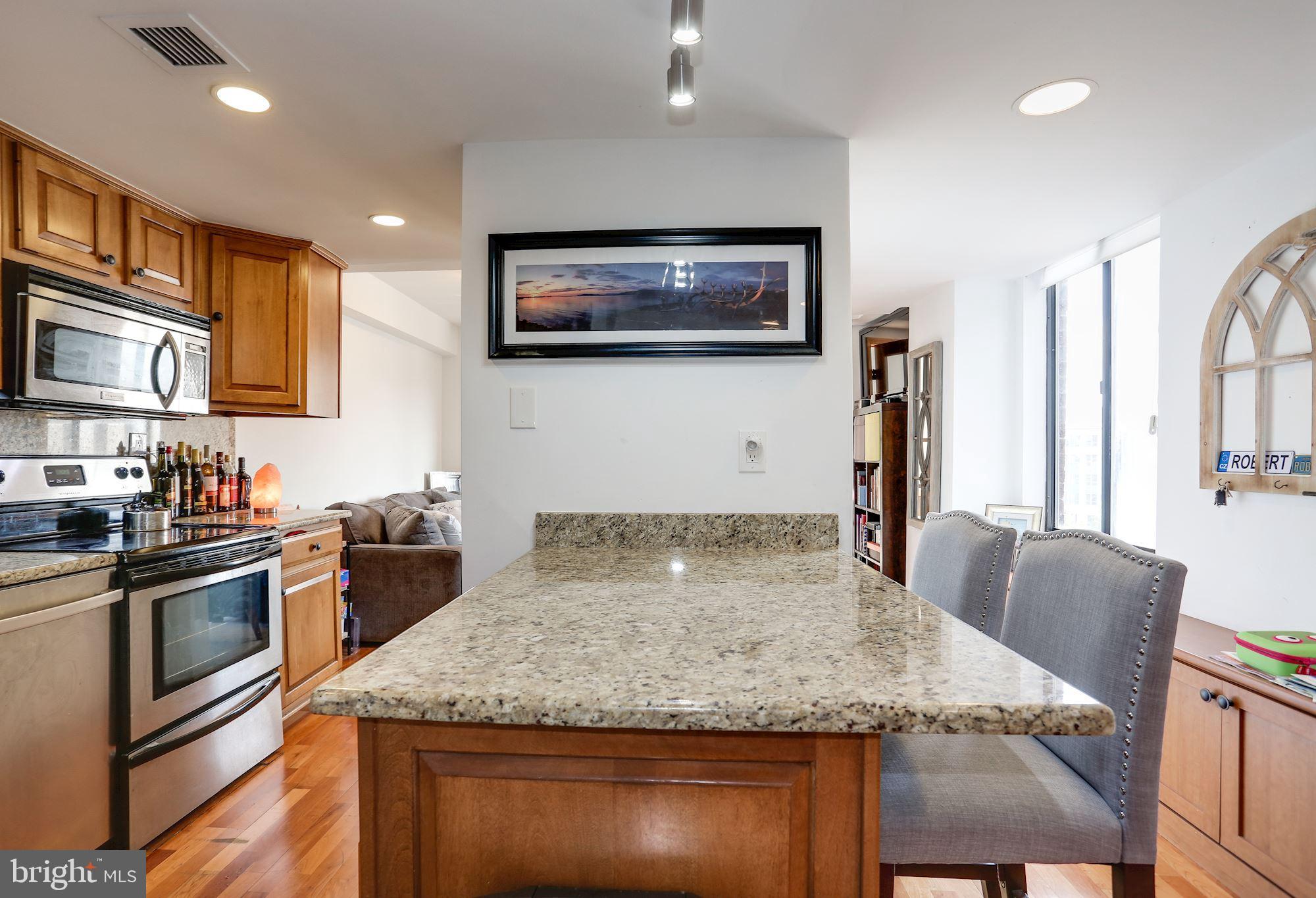 FOGGY BOTTOM - Residential Lease