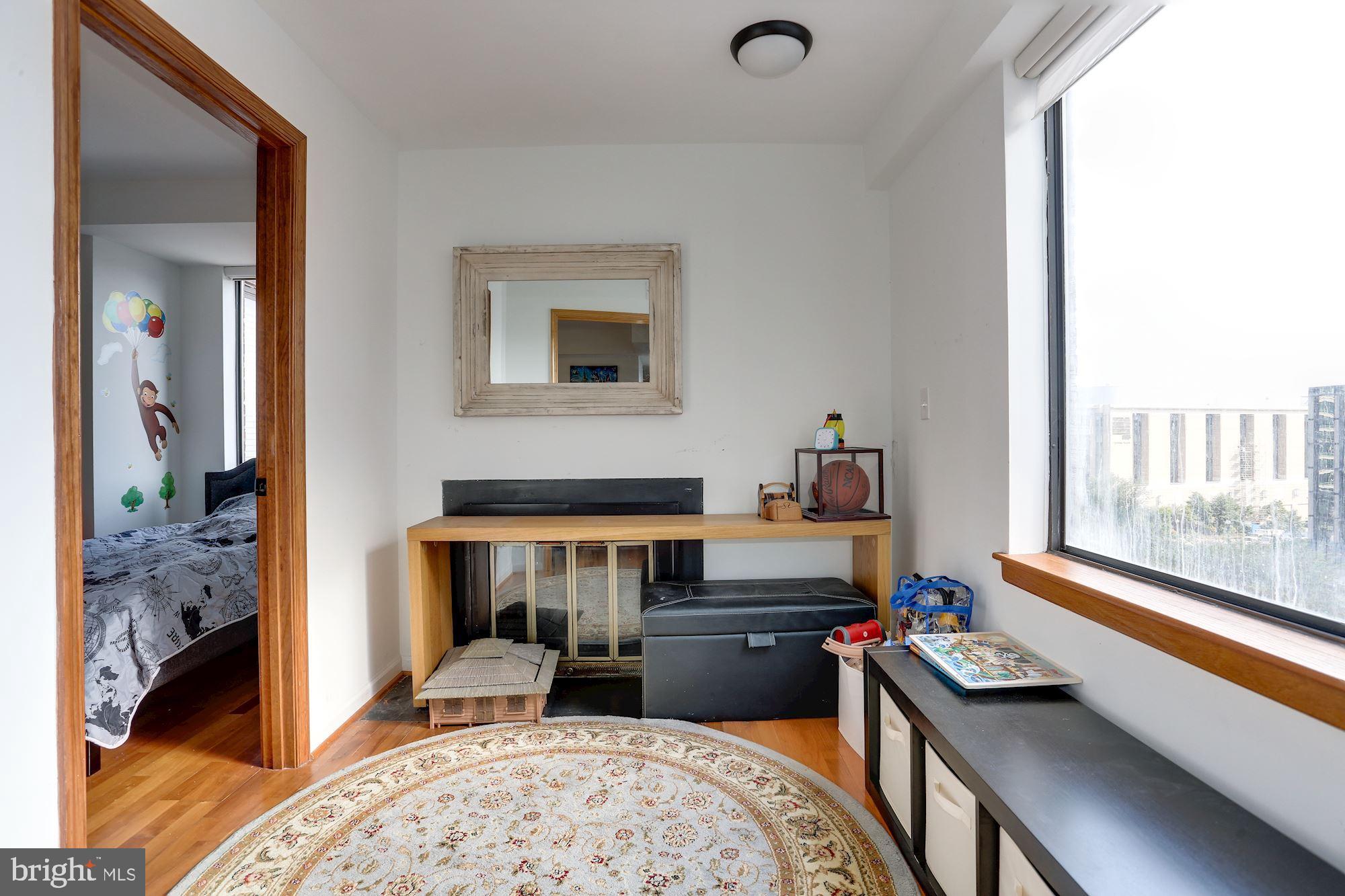FOGGY BOTTOM - Residential Lease