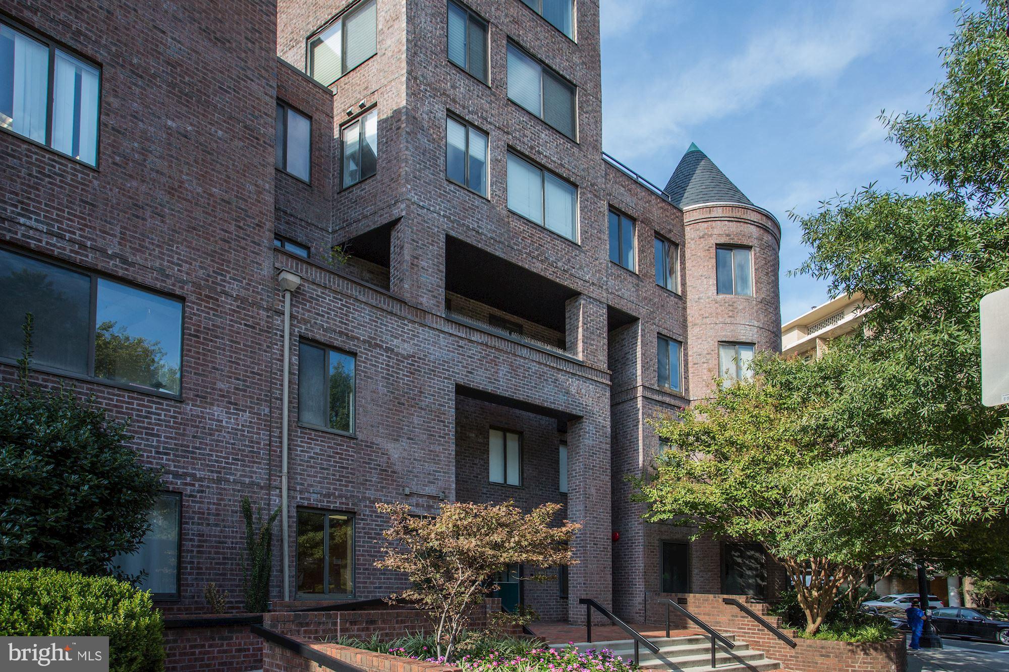 3 WASHINGTON CIRCLE NW 803