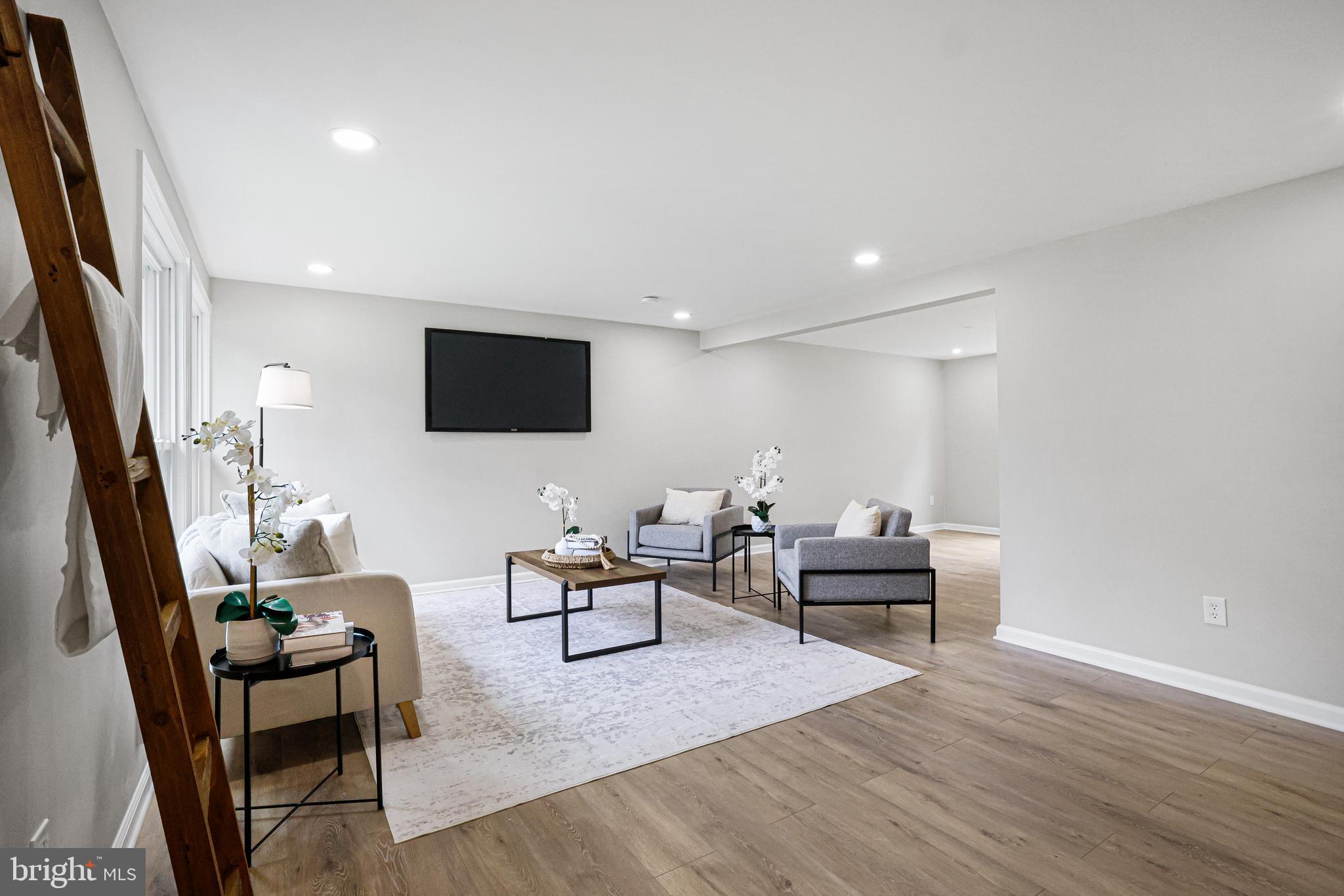 STEVENS FOREST - Residential