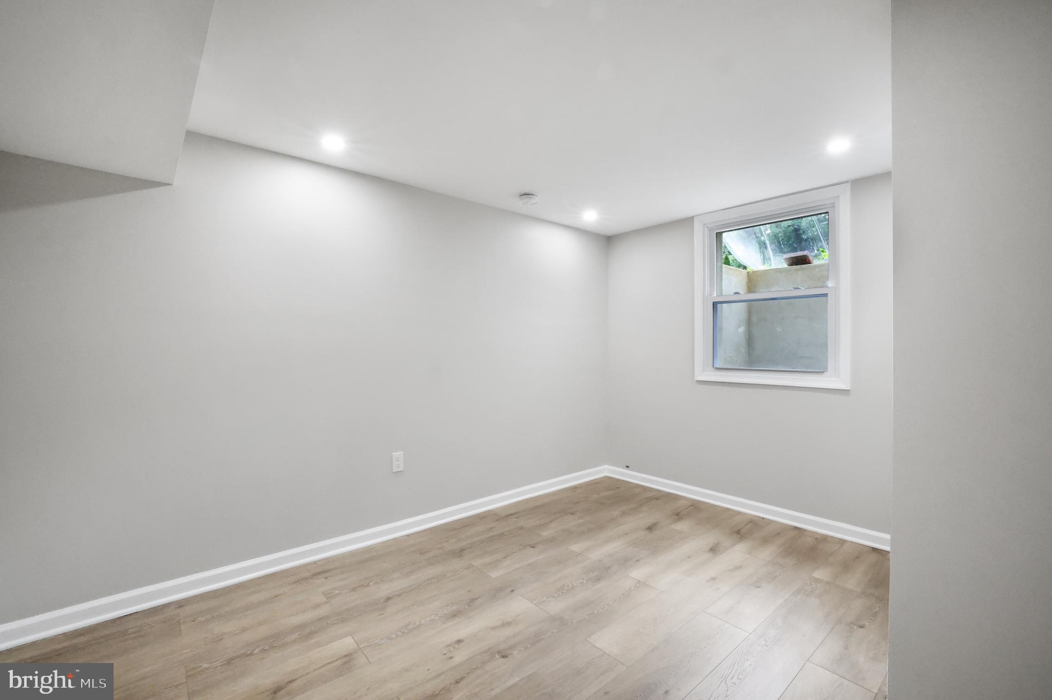 STEVENS FOREST - Residential