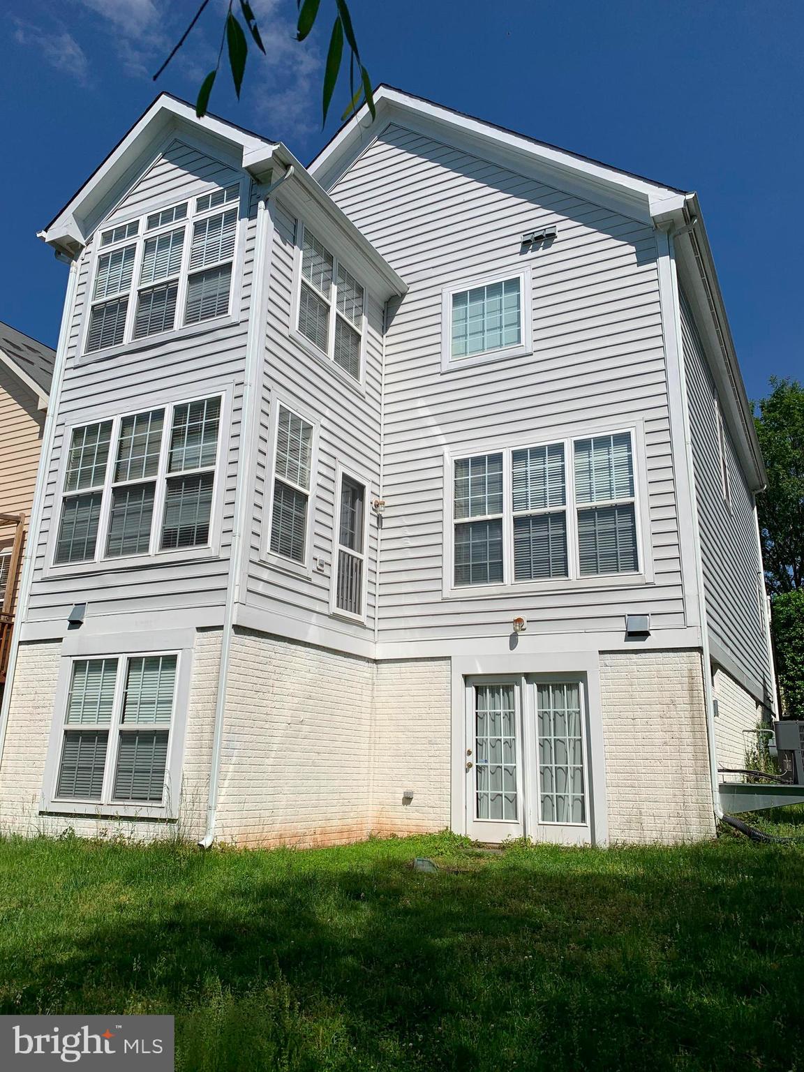 VILLAGES AT HAYMARKET - Residential