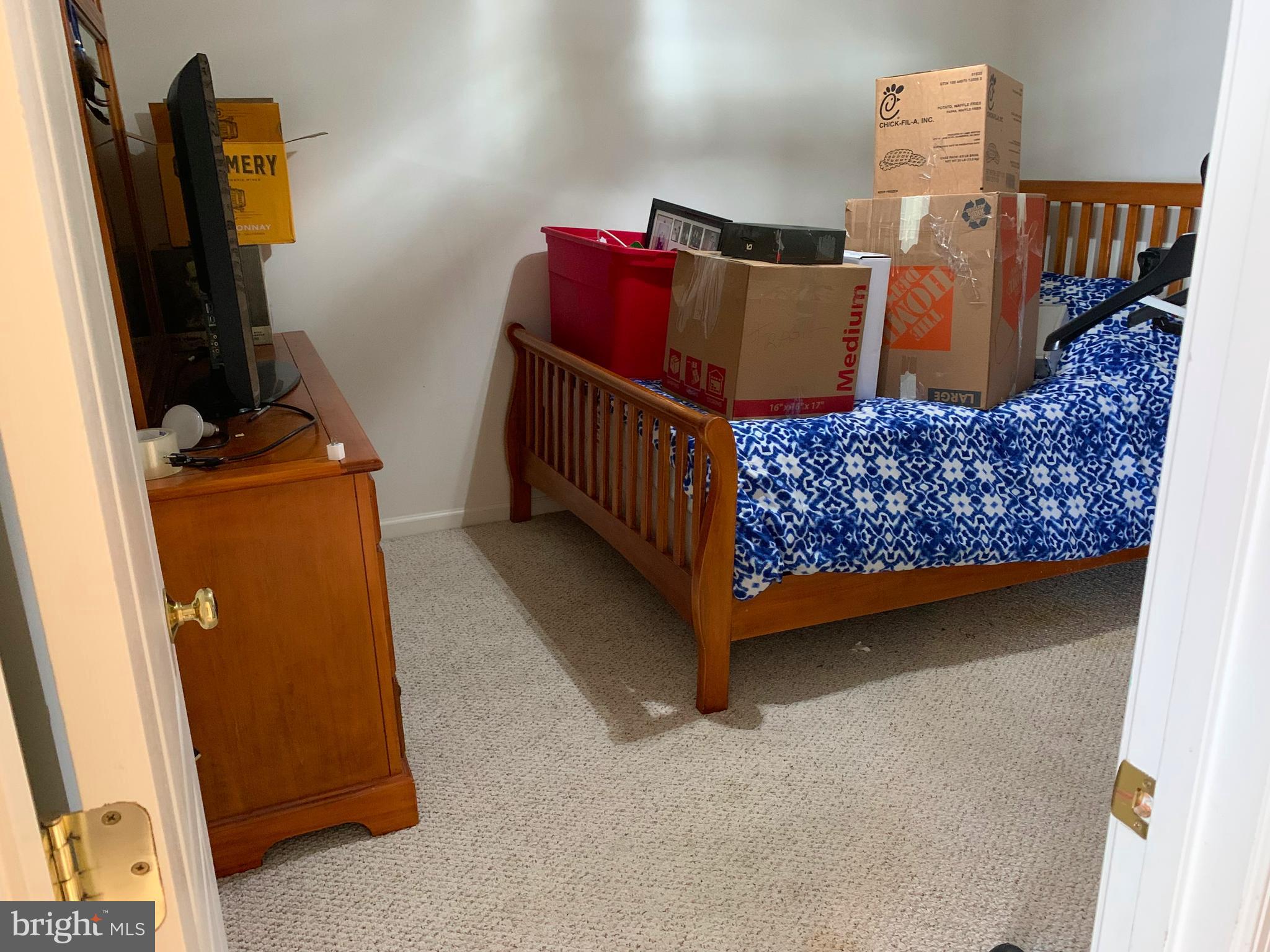 VILLAGES AT HAYMARKET - Residential