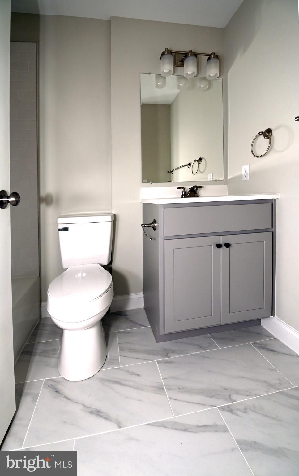 BROADWAY EAST - Residential