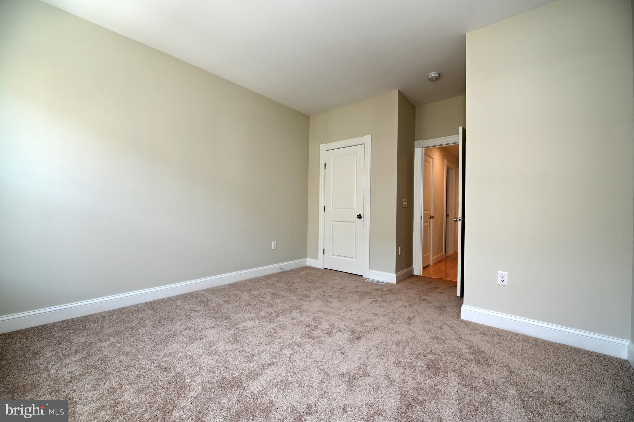 BROADWAY EAST - Residential