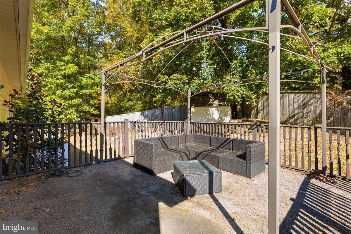 BARNES ESTATES - Residential