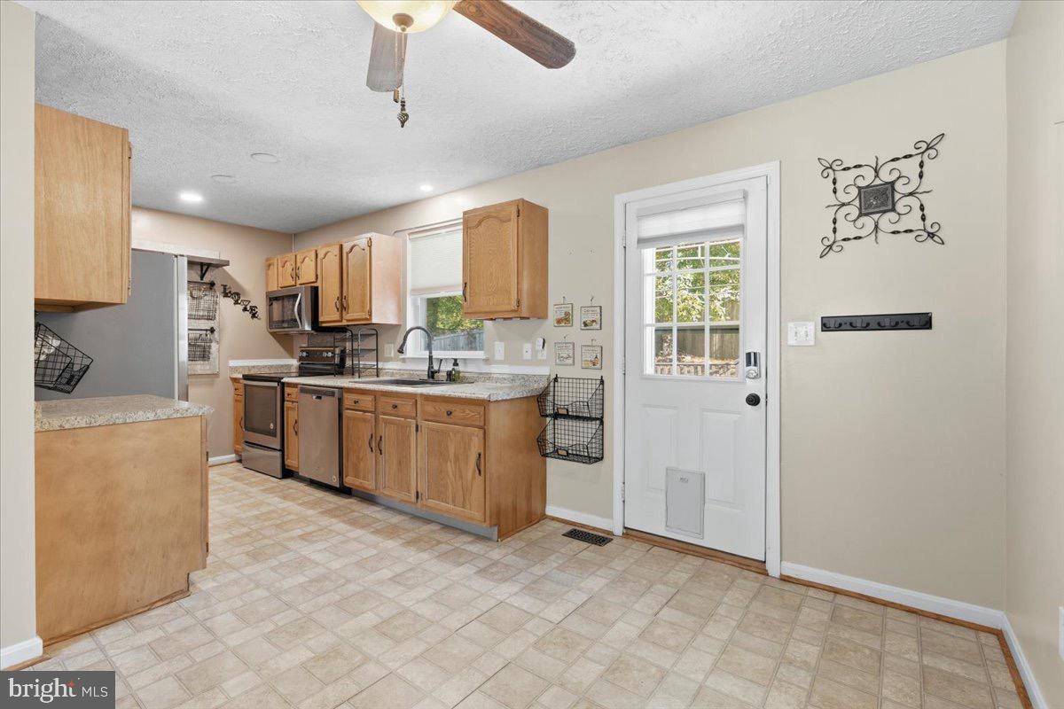 BARNES ESTATES - Residential