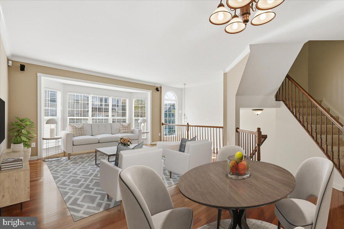 6636 HUNTER CREEK LANE