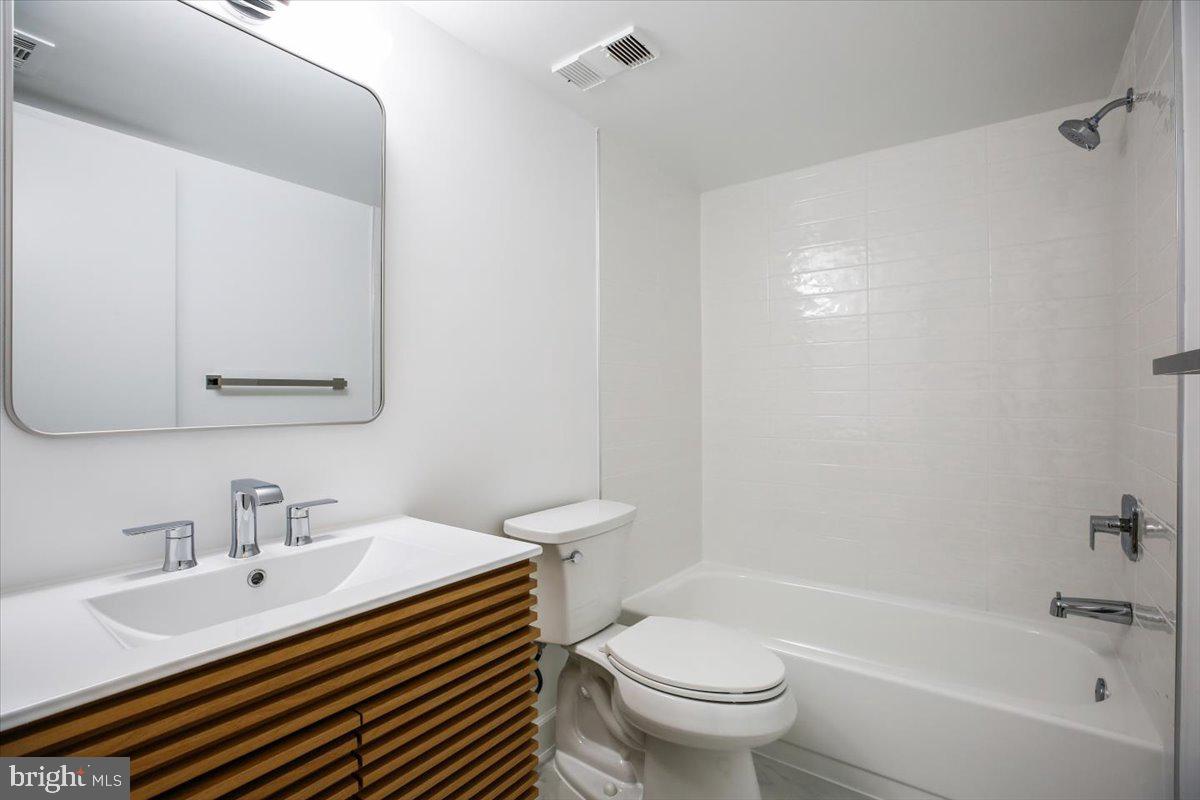 GEORGETOWN VILLAGE - Residential