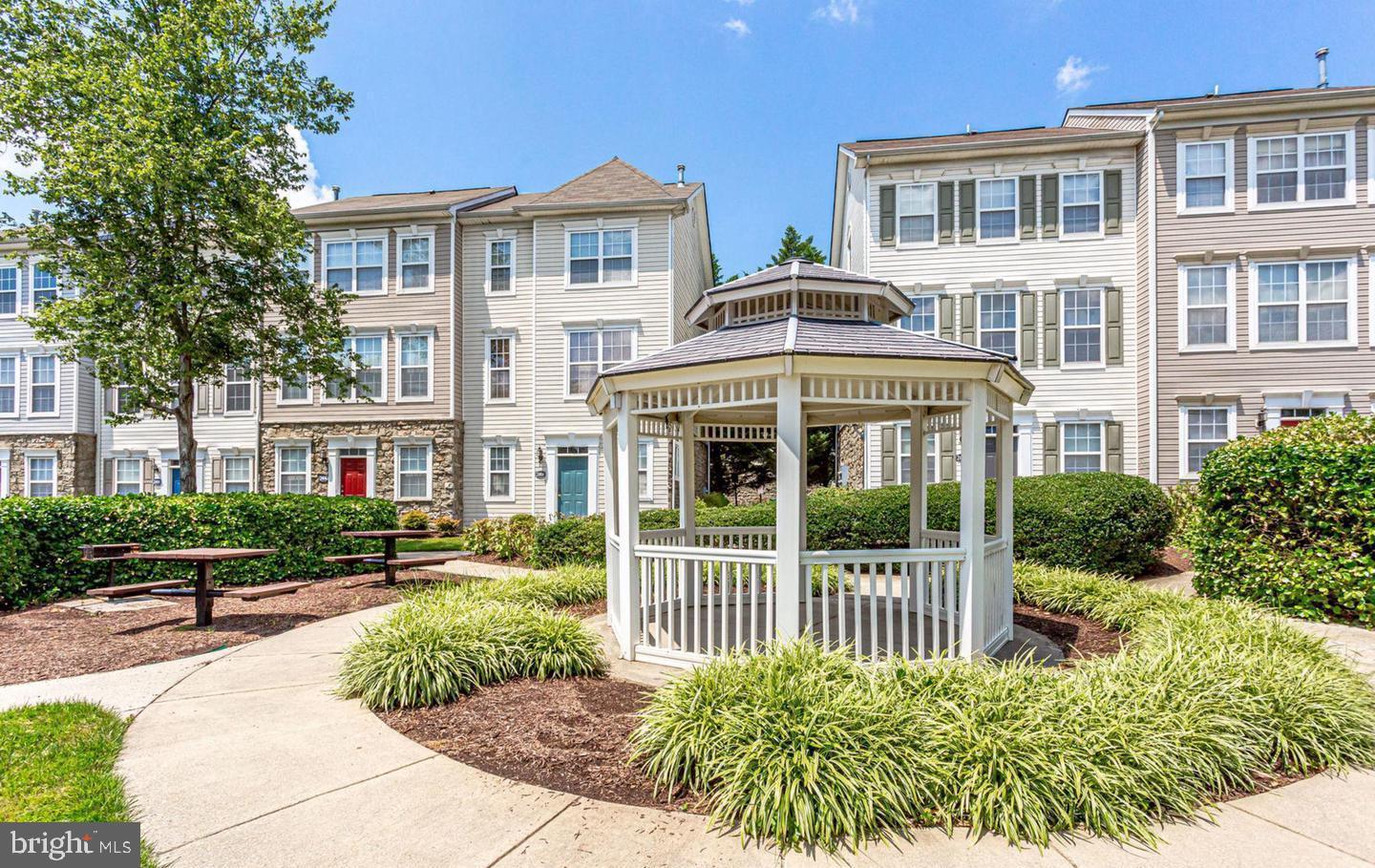 PARKSIDE AT ASHBURN - Residential Lease