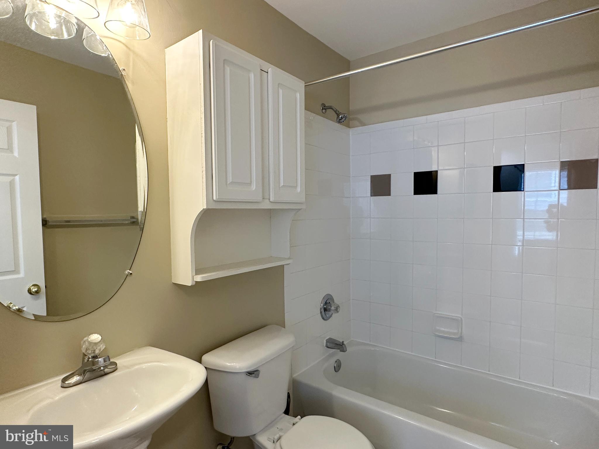 PARKSIDE AT ASHBURN - Residential Lease