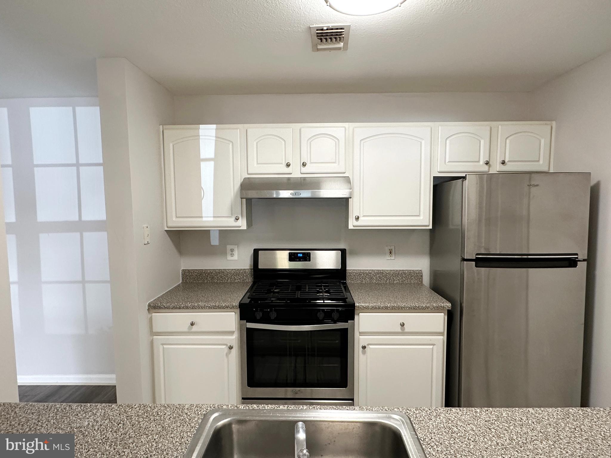 PARKSIDE AT ASHBURN - Residential Lease