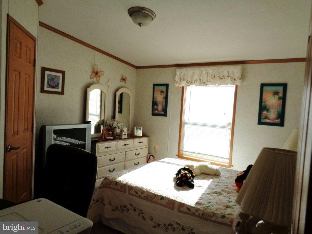 CRESTVIEW - Residential