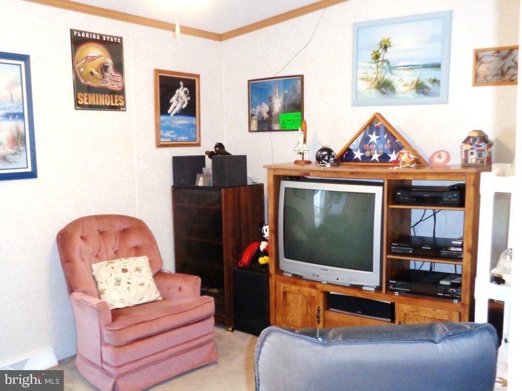 CRESTVIEW - Residential