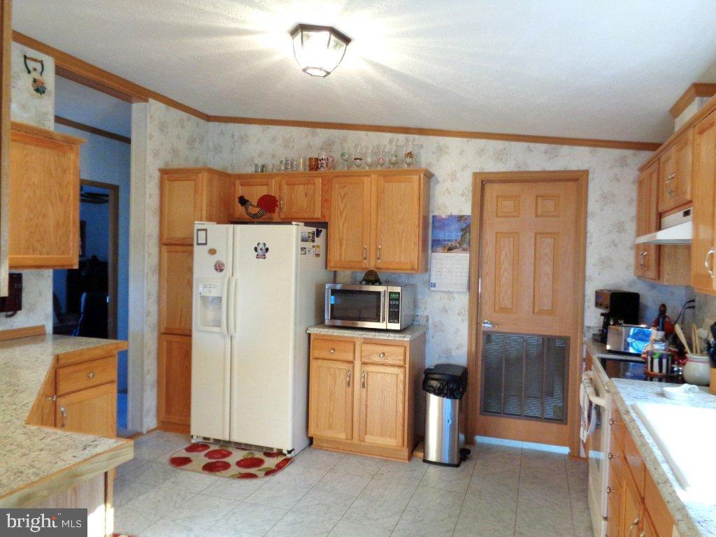 CRESTVIEW - Residential