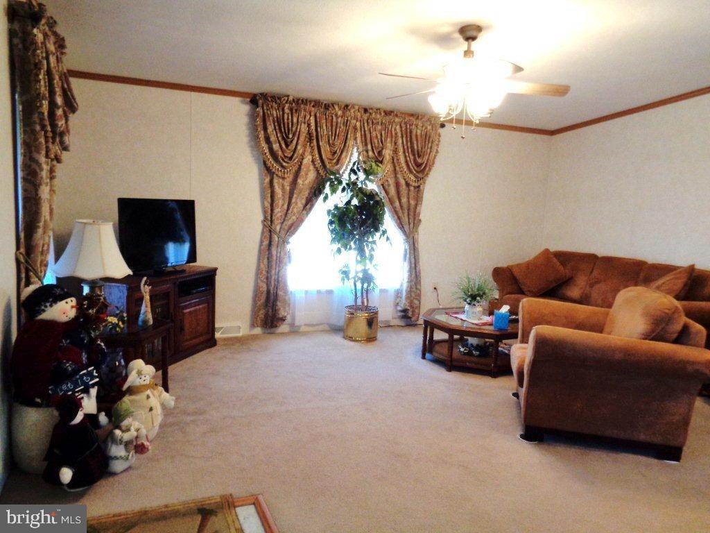 CRESTVIEW - Residential