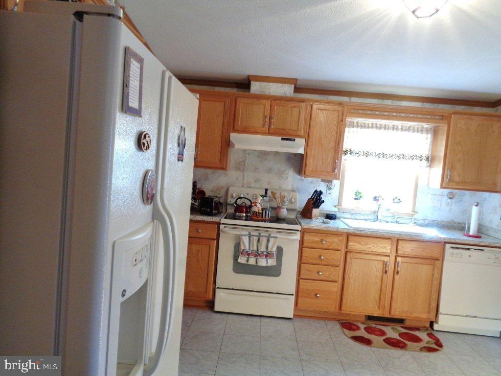 CRESTVIEW - Residential