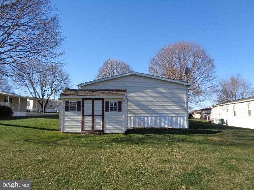 CRESTVIEW - Residential