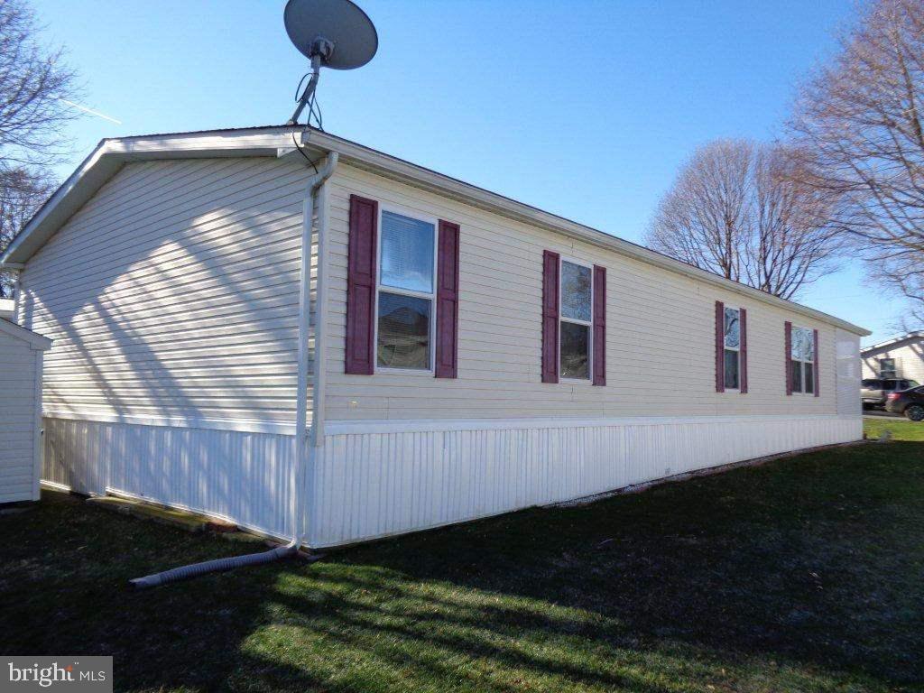 CRESTVIEW - Residential