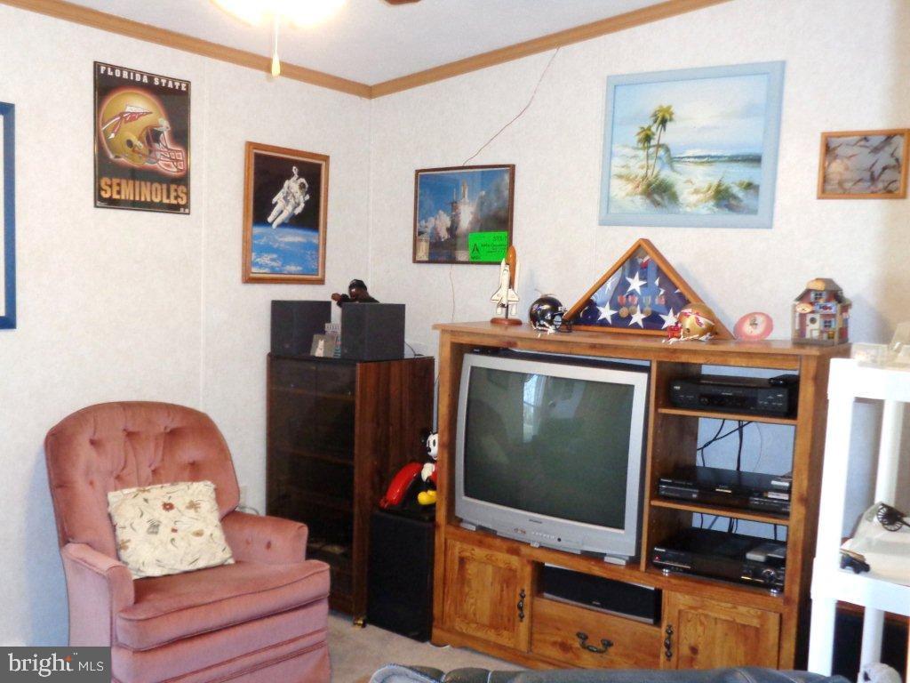 CRESTVIEW - Residential