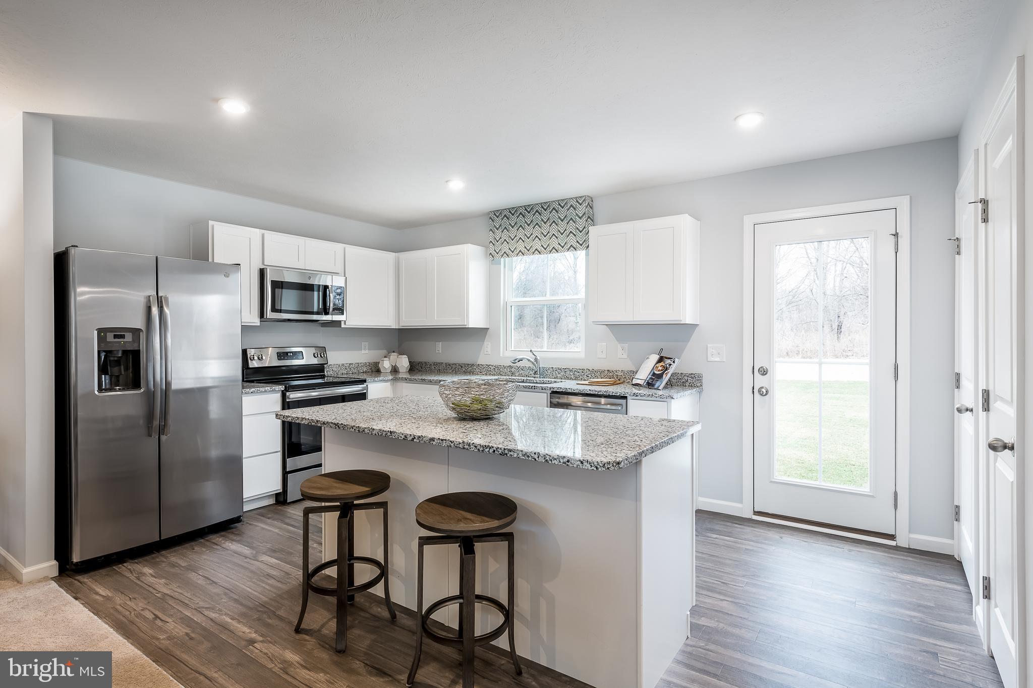 SOUTH BROOK - Residential