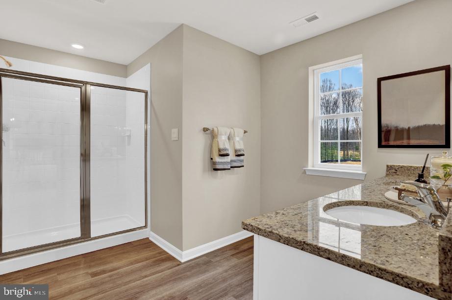 RED HILL - Residential