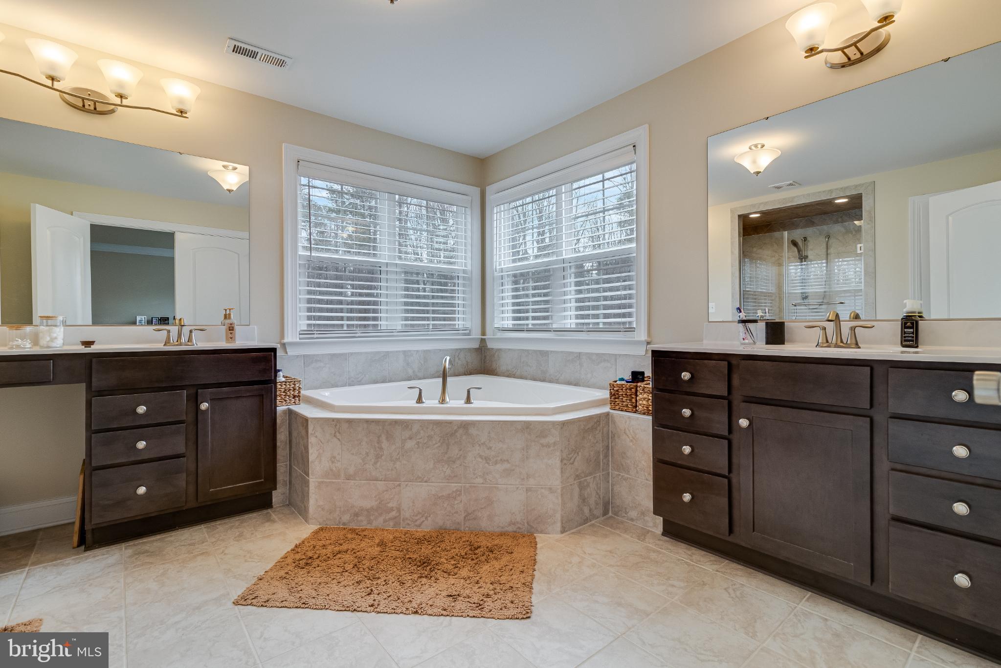 OAKWOOD ESTATES - Residential