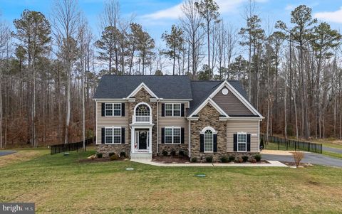 Photo of 11026 Wisteria Lane, KING GEORGE, VA 22485 (MLS # VAKG2007366)