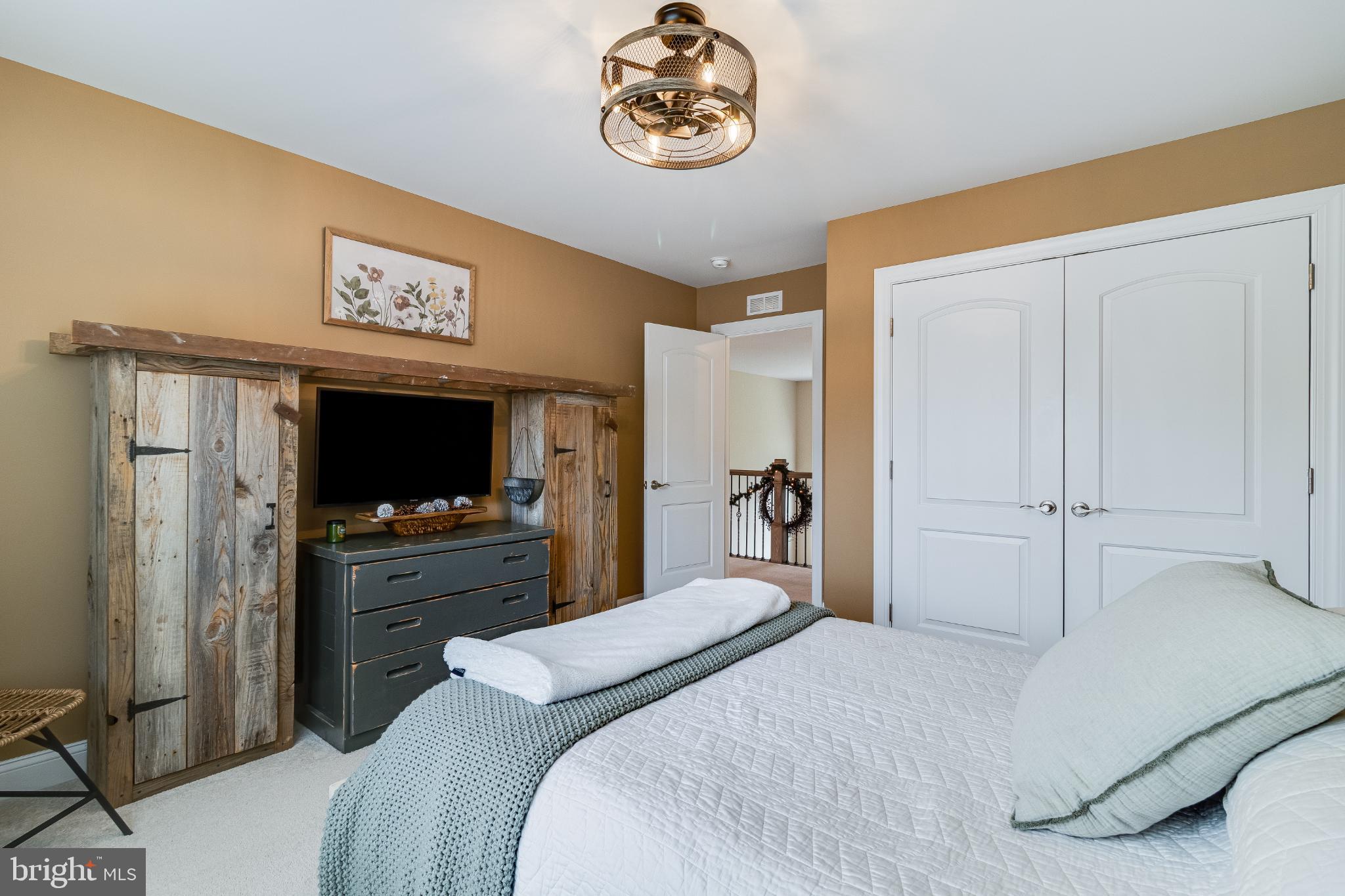 OAKWOOD ESTATES - Residential