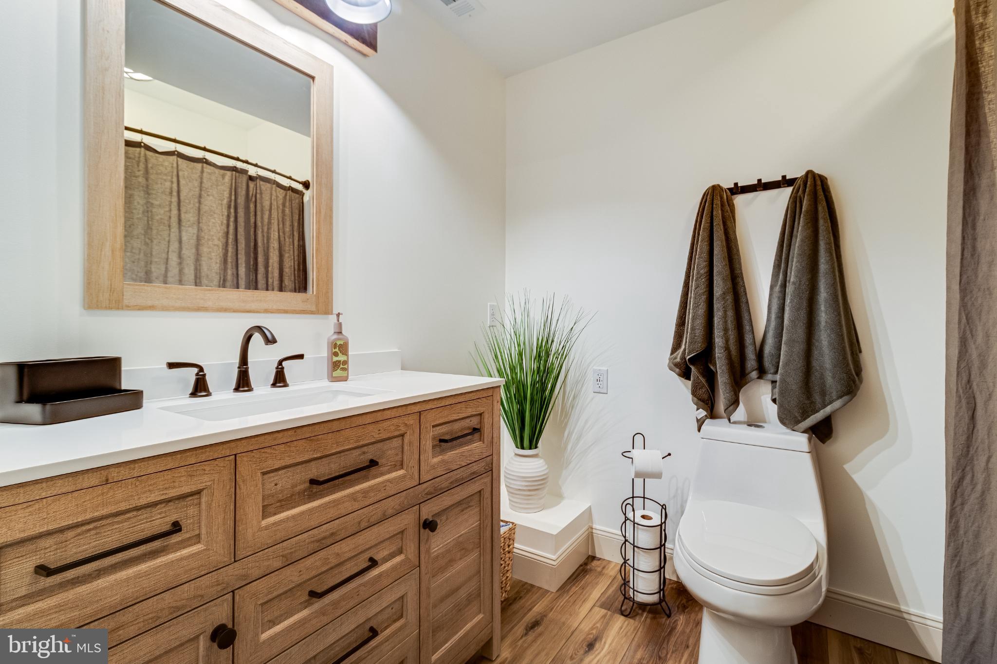 OAKWOOD ESTATES - Residential