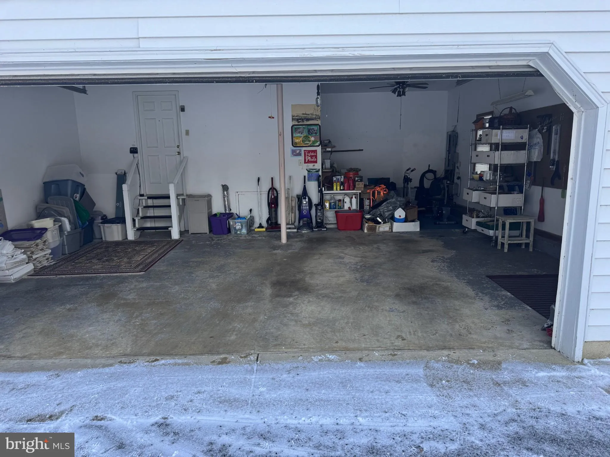 Atco, New Jersey 08004, United States, 3 Bedrooms Bedrooms, ,3 BathroomsBathrooms,Residential,Pending,18259