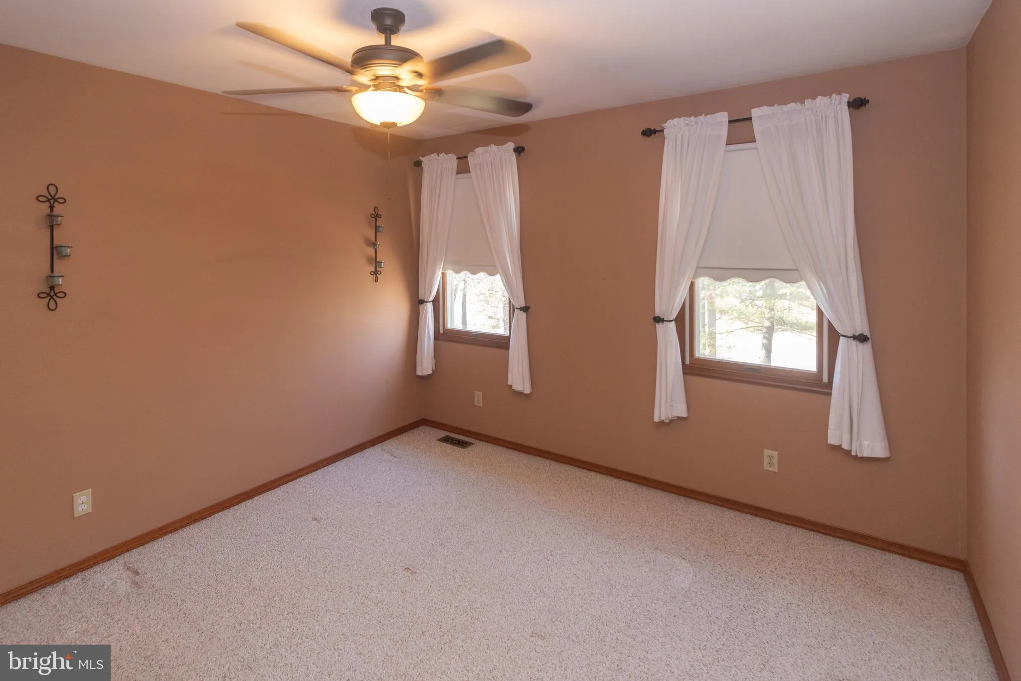 Atco, New Jersey 08004, United States, 3 Bedrooms Bedrooms, ,3 BathroomsBathrooms,Residential,Pending,18259