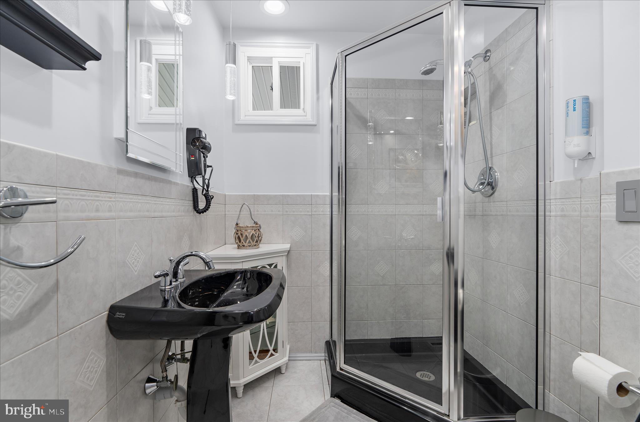 MURRAY POINT - Residential