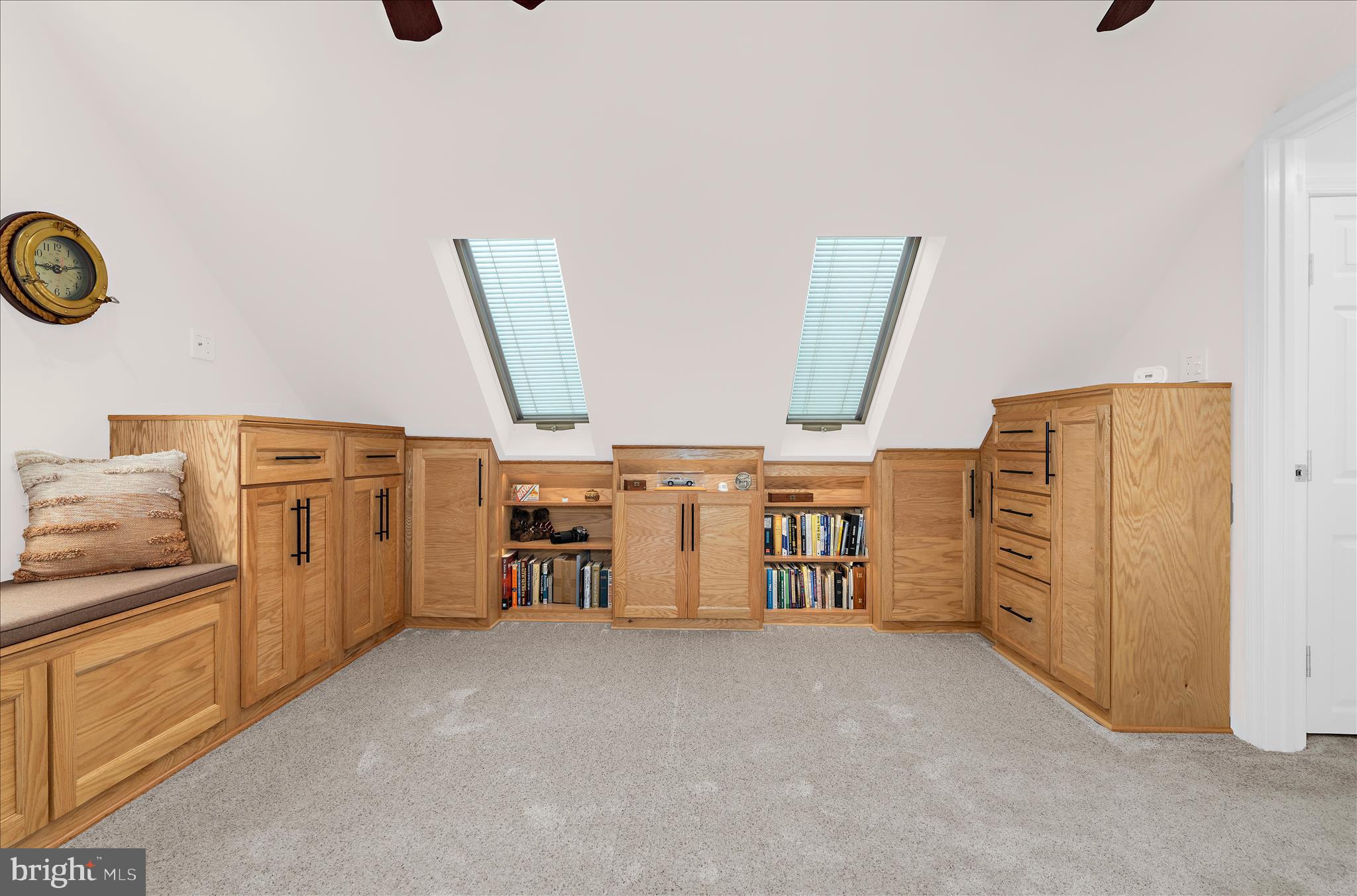 MURRAY POINT - Residential