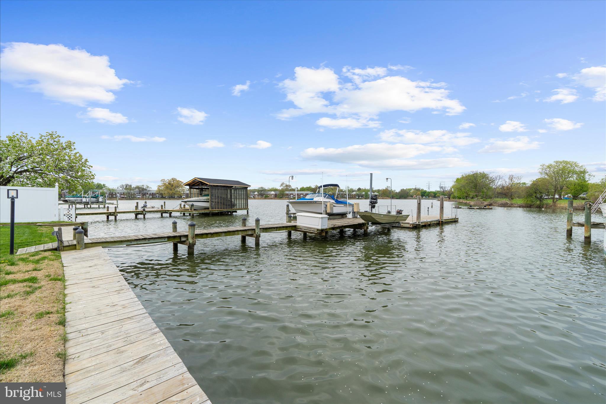 MURRAY POINT - Residential