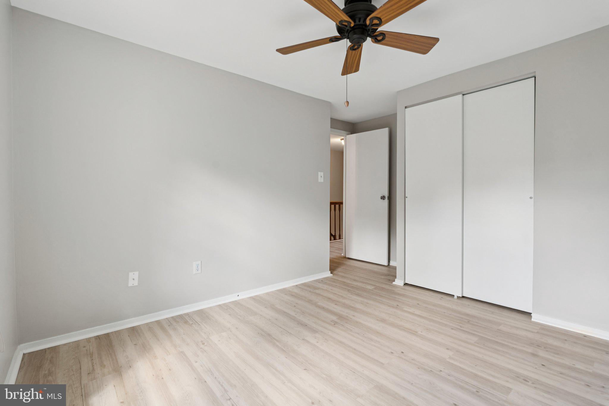 SEVEN COURTS - Residential Lease